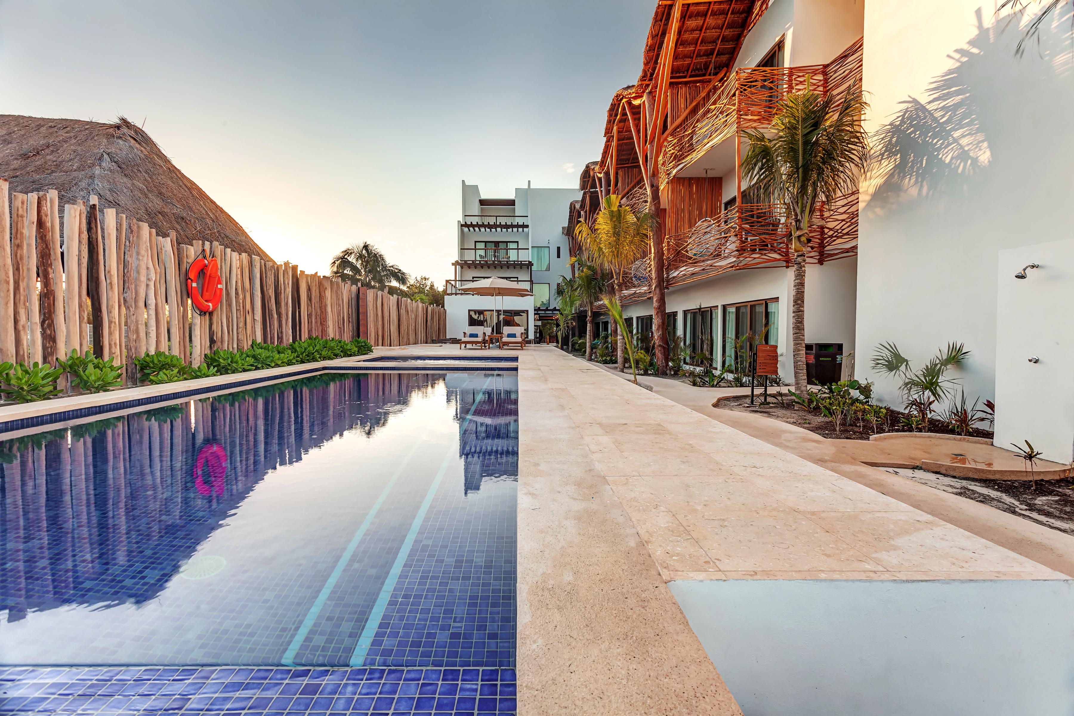 Mystique Holbox By Royalton, A Tribute Portfolio Resort ภายนอก รูปภาพ